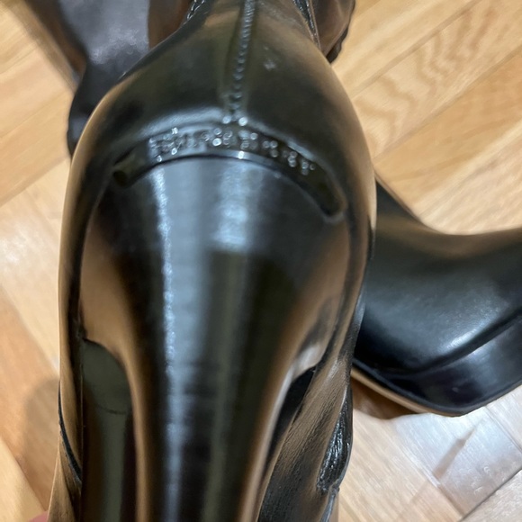 Burberry Leather boots - Picture 9 of 10